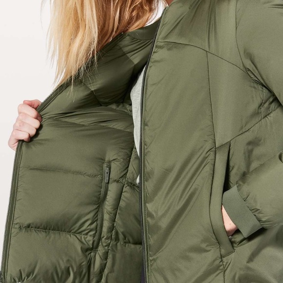 Lululemon Weightless Down Reversible Jacket - Picture 3 of 13